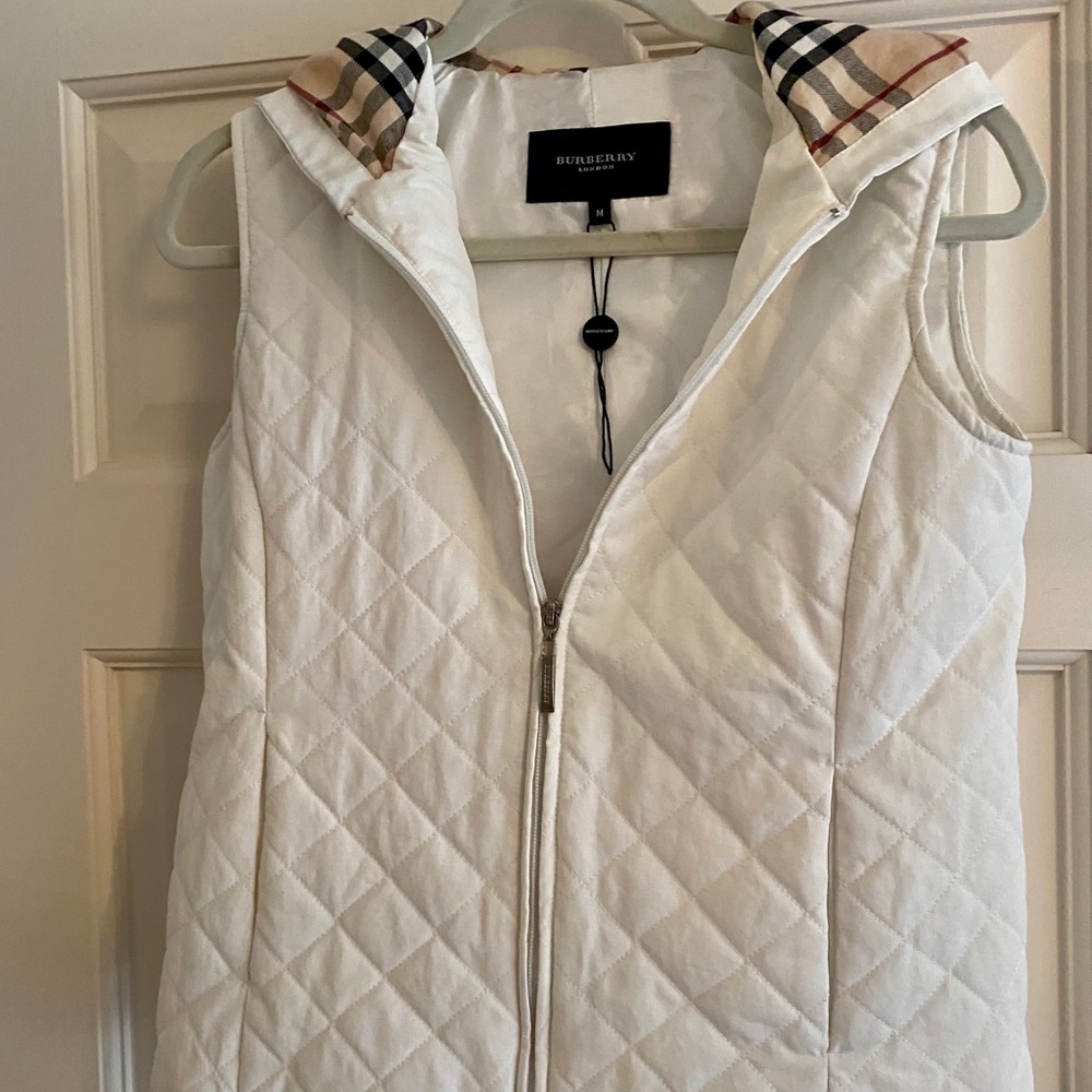 Burberry vest